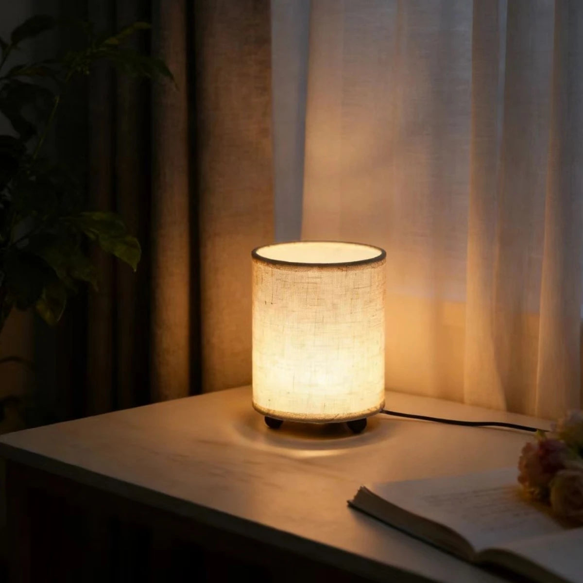 Vintage Rustic Table Lamp