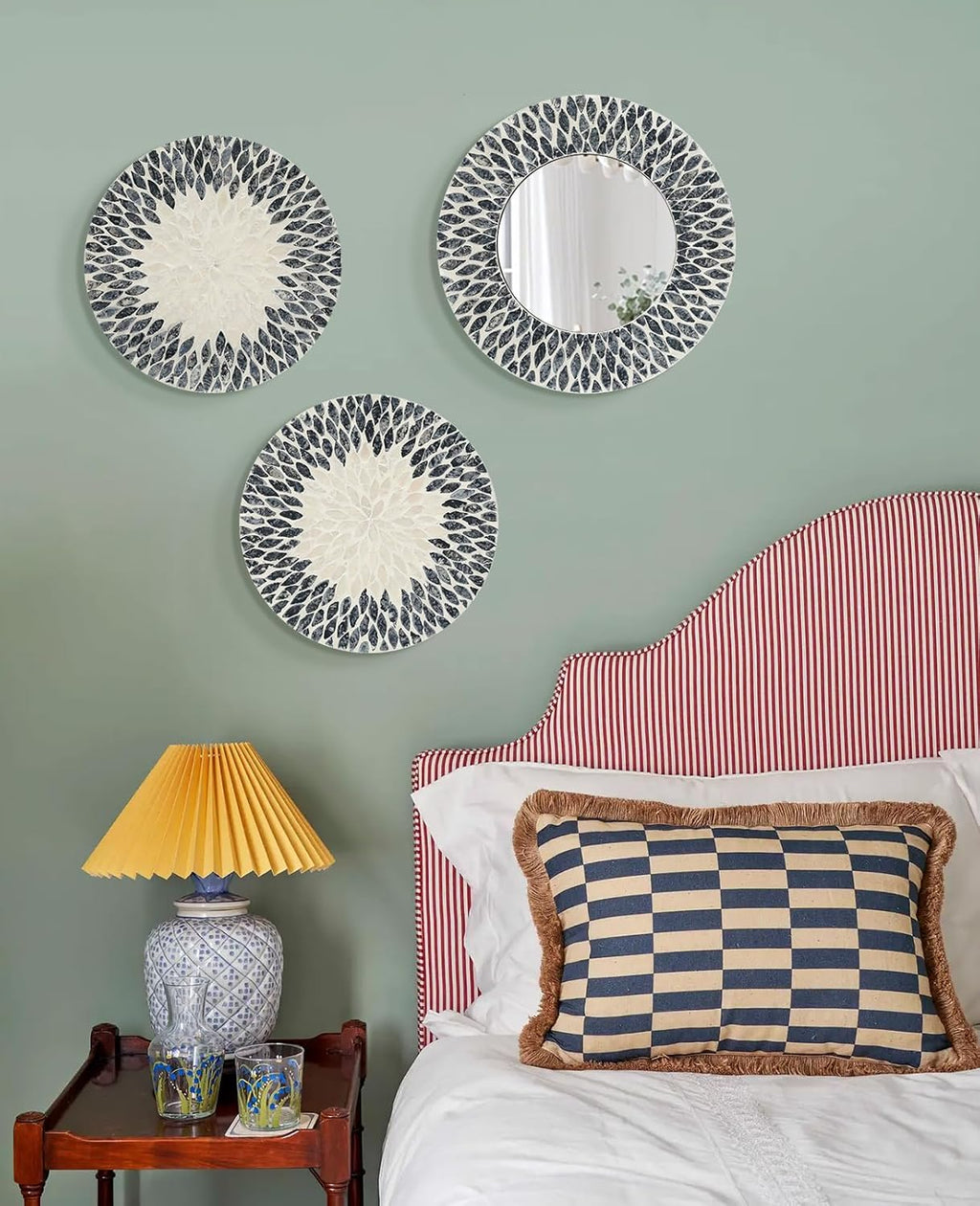 Handmade Mother of Pearl Coastal Wall Plates Art Decoration