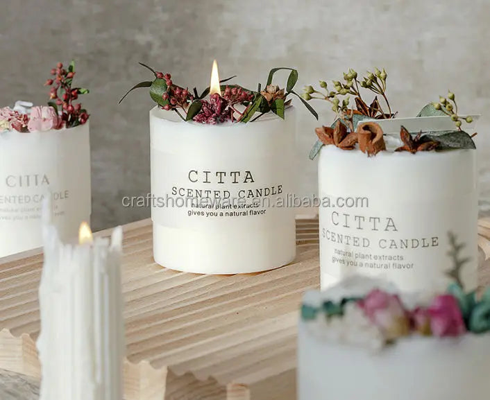 Organic Soy Wax Scented Candle with Dried Flowers