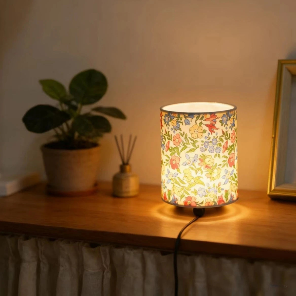 Vintage Rustic Table Lamp