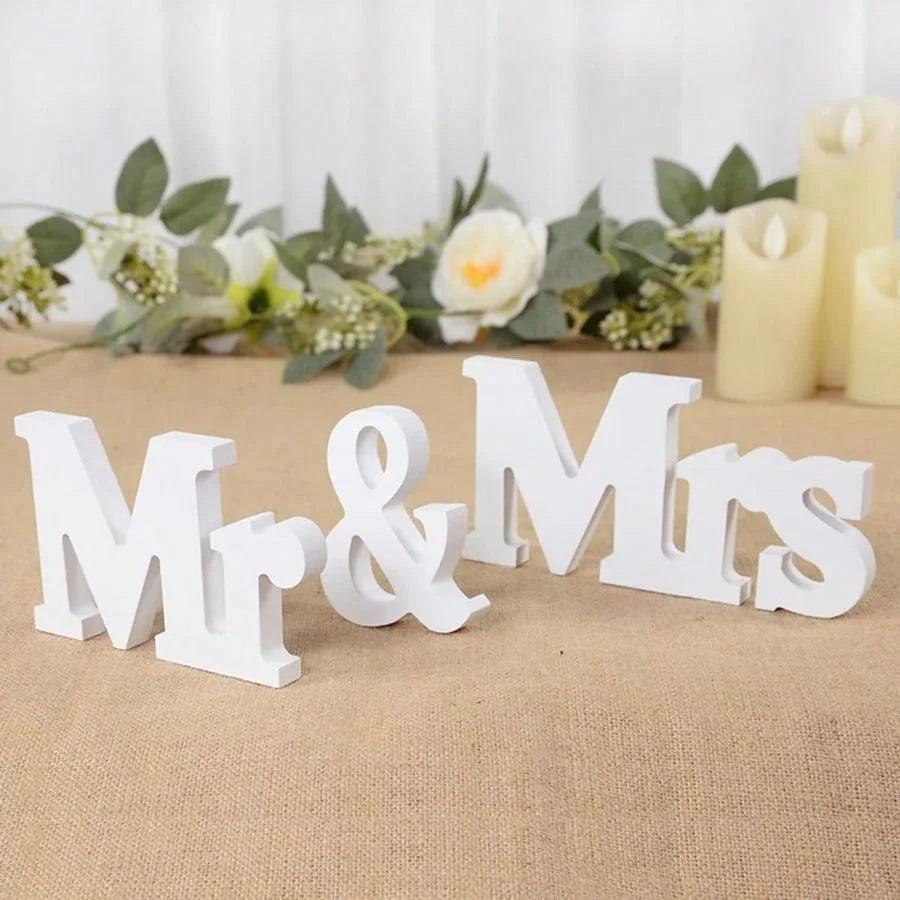Wooden Love Sign Set